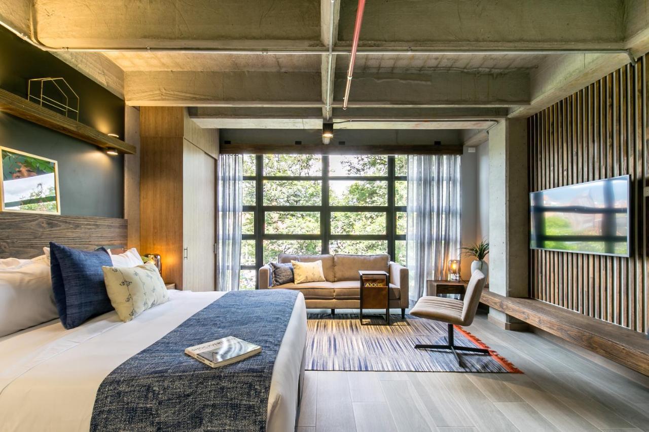 Factory Lofts Hotel Medellin Bagian luar foto